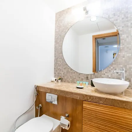 Vacay Lettings - Iris Blue Spectacular Marina View Apartment دبي المظهر الخارجي الصورة