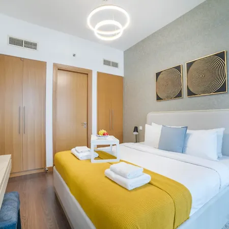 Vacay Lettings - Iris Blue Spectacular Marina View Apartment دبي المظهر الخارجي الصورة