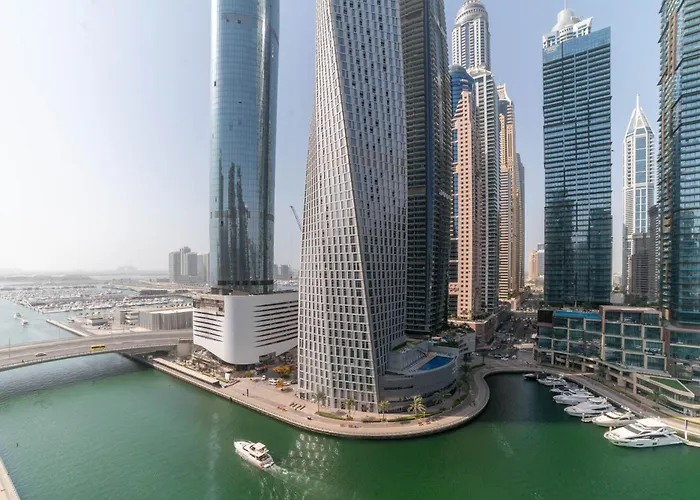 Vacay Lettings - Iris Blue Spectacular Marina View Apartment